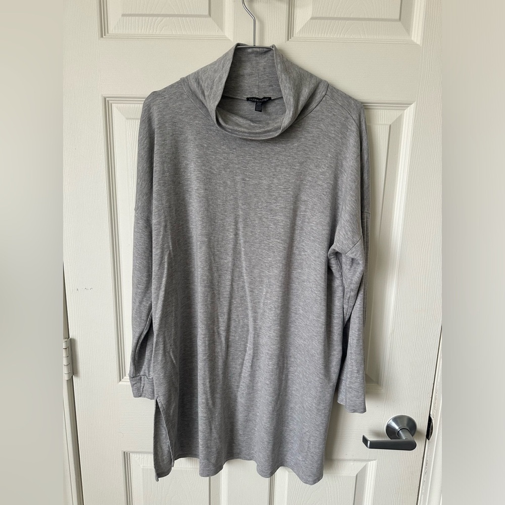 EILEEN FISHER Gray Turtleneck Long Sleeve Tunic with side splits.